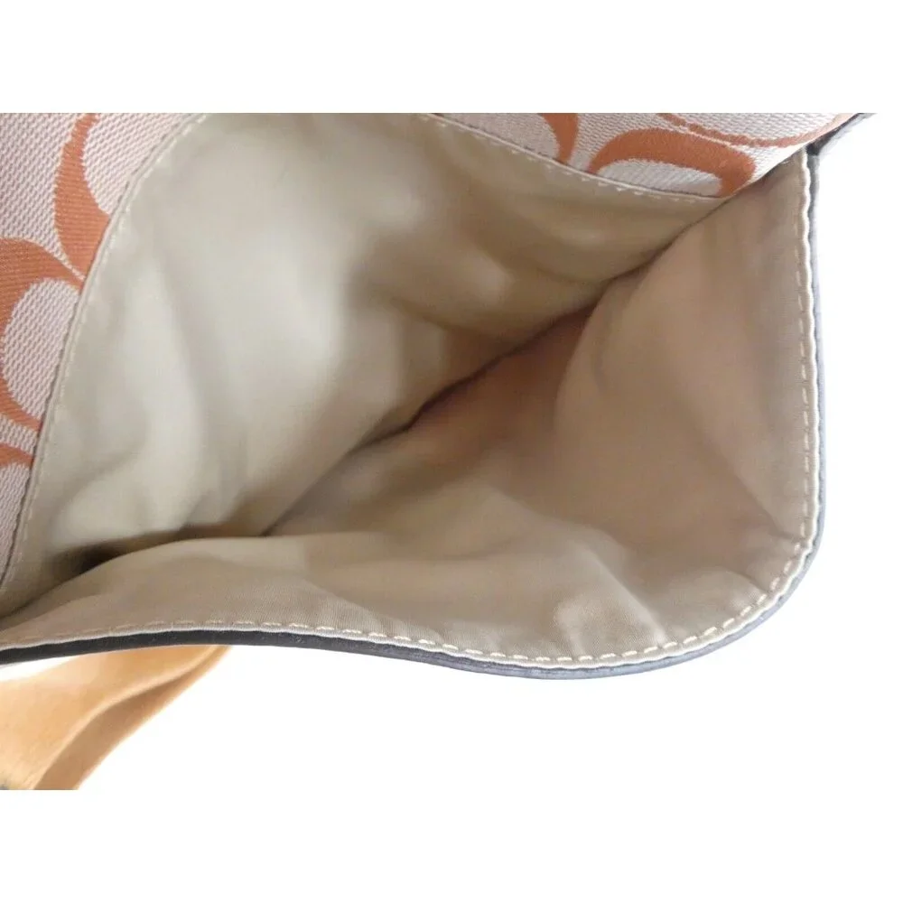 Coach Penelope Signature Tangerine Swingpack NWT‎ F43631
